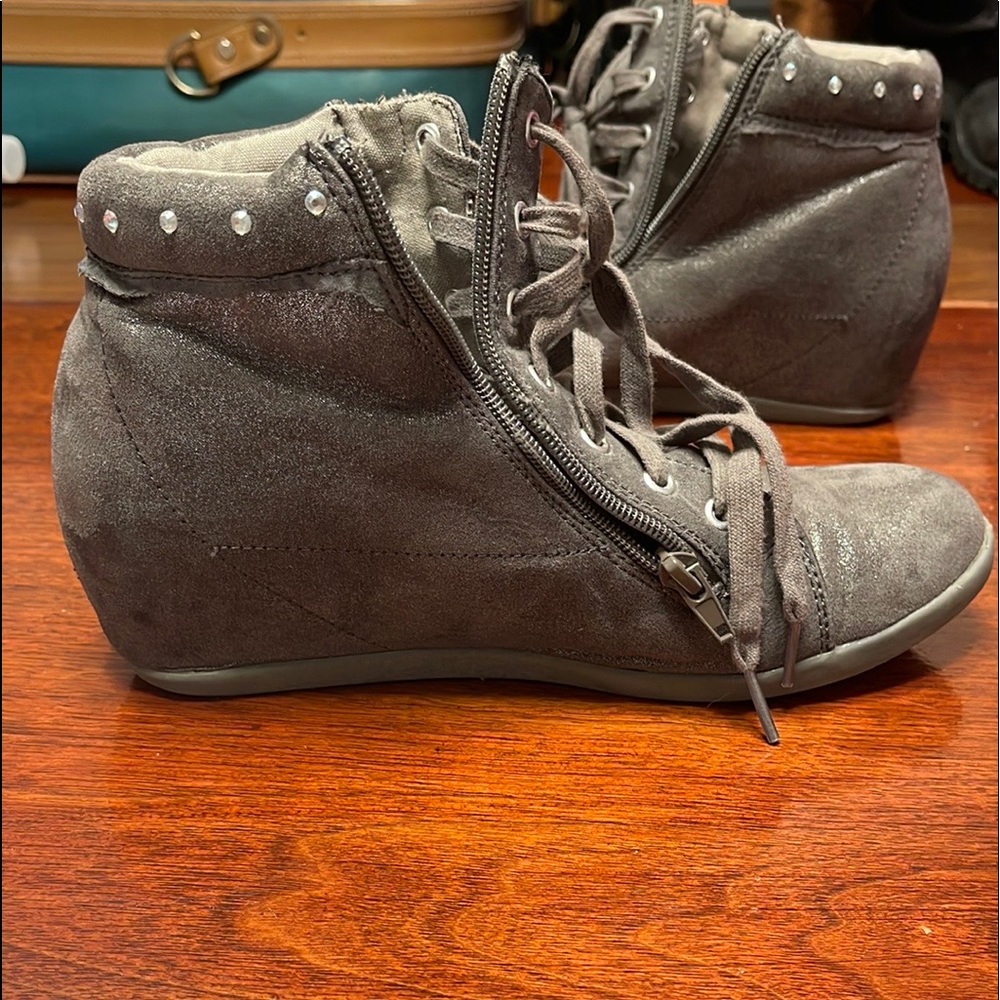 Winter Grey wedges justice shoes (size 8 ) with rhinestones